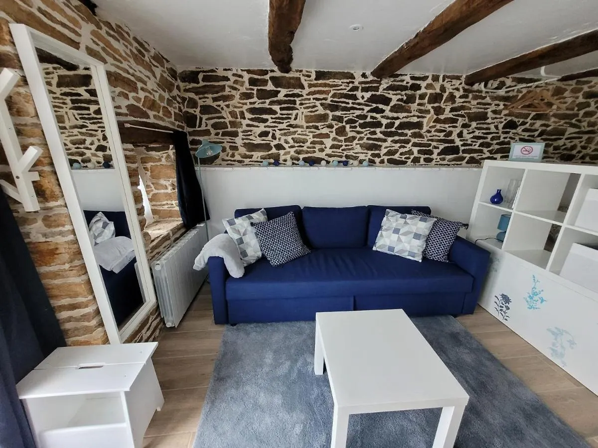 Tout Au Bout Du Chemin Requista Guest house